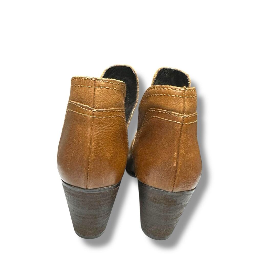 Steve Madden Tan Heeled Boots - Picture 6 of 13